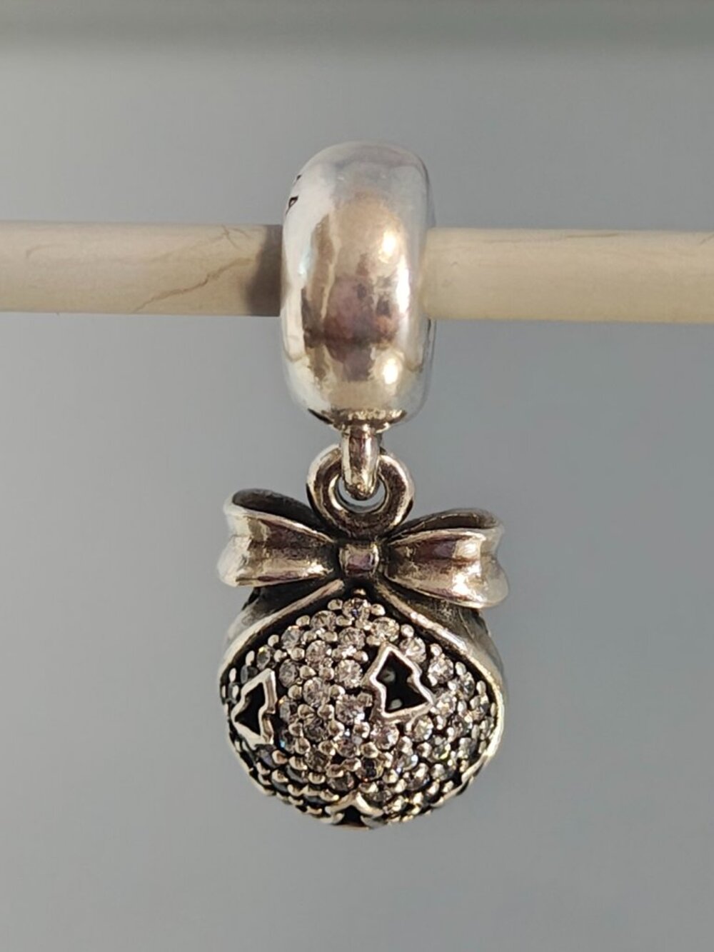 Authentic Pandora Retired 2014 Black Friday Christmas Wish Charm - USB792700